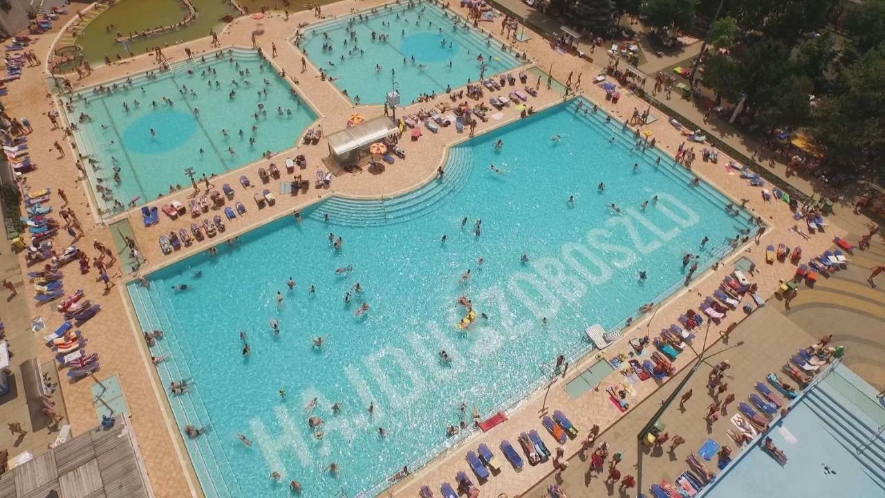 Anita Apartman Hajdúszoboszló Εξωτερικό φωτογραφία